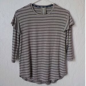 Dolan Left Coast Stripes 3/4 Sleeves Top T-Shirt Gray Ruffles Women size XS